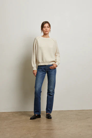 PerfectWhiteTee Evie Cotton Raglan Crew