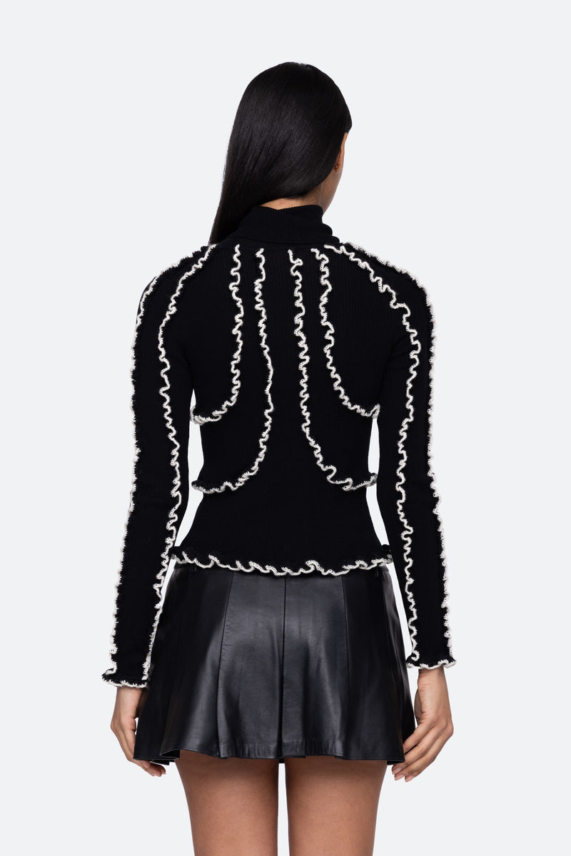 Sea Elin Ribbed Long Sleeve Sweater W/Ruffle