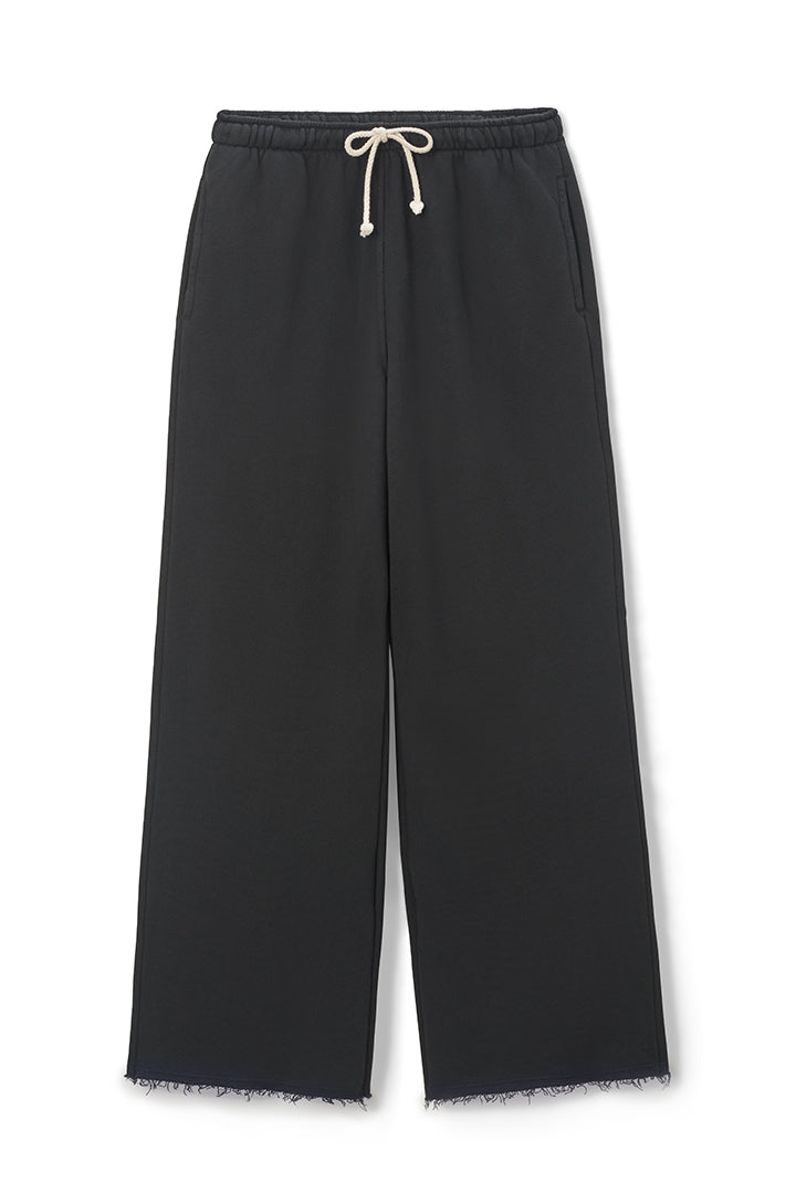 PerfectWhiteTee Hailey - Structured Wide Leg Fleece Pant